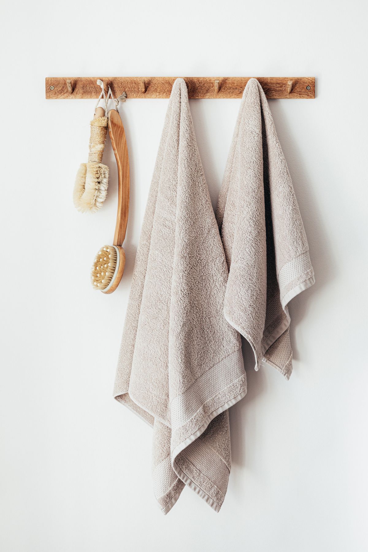 Clean towels and tools at It's M3 Time Nail Salon
